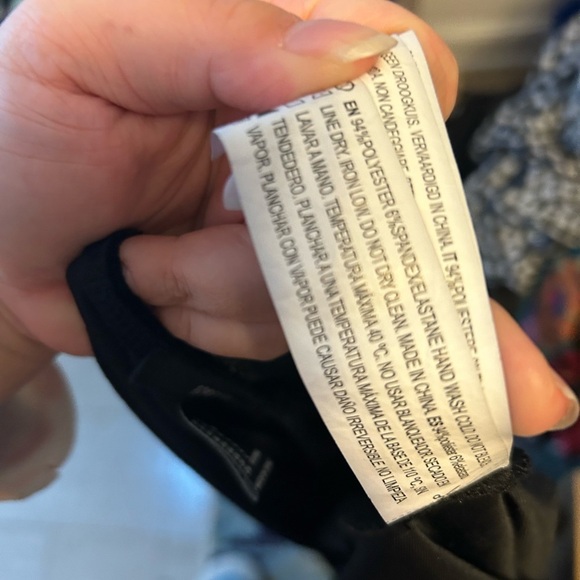 FOREVER 21 BLACK VELOUR WRAP DRESS - Picture 4 of 4